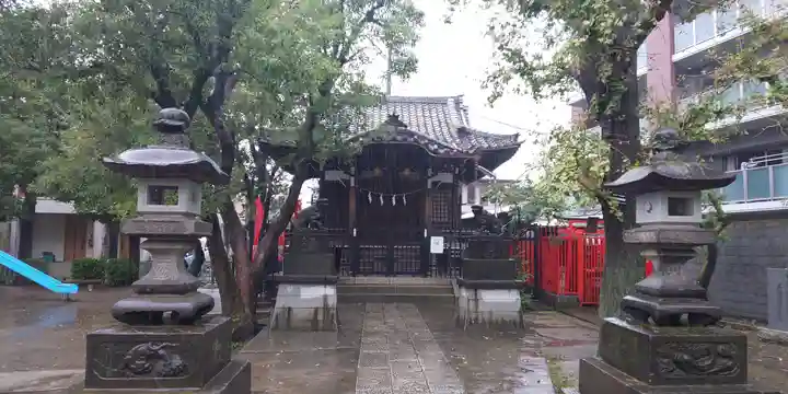 矢口氷川神社の本殿・本堂
