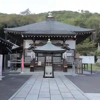 三毳不動尊の本殿・本堂