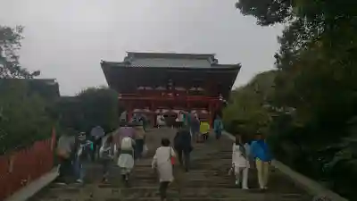 鶴岡八幡宮の{uncategorized: "未分類", other: "その他", undefined: "問題あり", building: "その他建物", grave: "お墓", sacred_gate: "鳥居", guardian: "狛犬", statue: "像", buddha: "仏像", history: "歴史", nature: "自然", garden: "庭園", animal: "動物", pagoda: "塔", temizu: "手水舎", mountain_gate: "山門・神門", sanctuary: "本殿・本堂", subordinate: "末社・摂社", art: "芸術", scenery: "景色", jizo: "地蔵", ema: "絵馬", goshuin: "御朱印", omikuji: "おみくじ", items: "授与品その他", amulet: "お守り", goshuincho: "御朱印帳", eats: "食事", festival: "お祭り", votive_dance: "神楽", shichigosan: "七五三参", wedding: "結婚式", experience: "体験その他", initially: "初詣", around: "周辺", anti_infection: "感染症対策"}