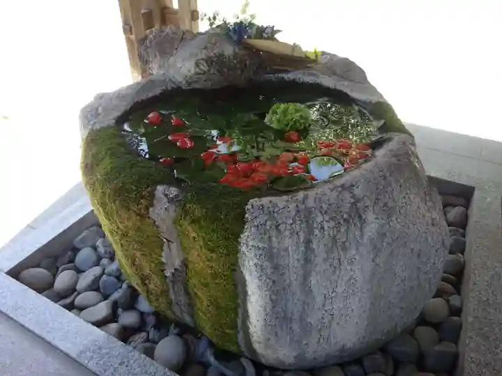 出雲大社相模分祠の手水舎