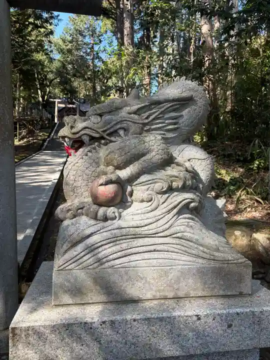 眞名井神社(籠神社奥宮)の{uncategorized: "未分類", other: "その他", undefined: "問題あり", building: "その他建物", grave: "お墓", sacred_gate: "鳥居", guardian: "狛犬", statue: "像", buddha: "仏像", history: "歴史", nature: "自然", garden: "庭園", animal: "動物", pagoda: "塔", temizu: "手水舎", mountain_gate: "山門・神門", sanctuary: "本殿・本堂", subordinate: "末社・摂社", art: "芸術", scenery: "景色", jizo: "地蔵", ema: "絵馬", goshuin: "御朱印", omikuji: "おみくじ", items: "授与品その他", amulet: "お守り", goshuincho: "御朱印帳", eats: "食事", festival: "お祭り", votive_dance: "神楽", shichigosan: "七五三参", wedding: "結婚式", experience: "体験その他", initially: "初詣", around: "周辺", anti_infection: "感染症対策"}
