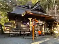 新倉富士浅間神社の本殿・本堂
