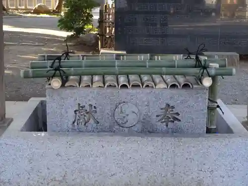 前鳥神社の手水舎