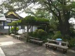 林光寺の庭園