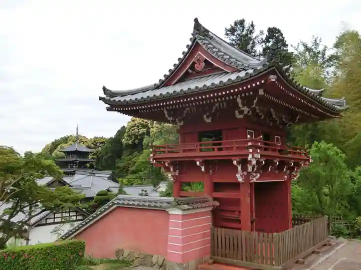 當麻寺 奥院の山門・神門
