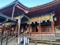 中山寺の本殿・本堂