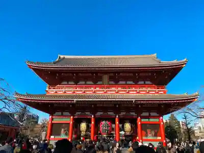 浅草寺の山門・神門