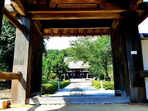 宝林寺の山門