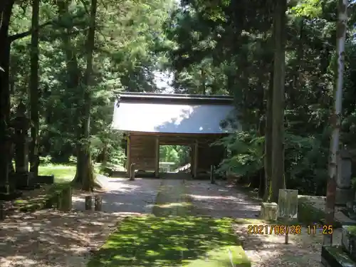 桙衝神社の山門