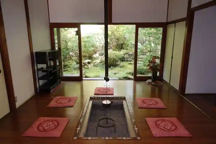 宝泉院の本殿・本堂