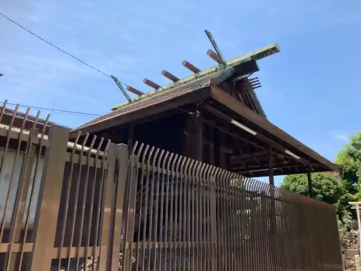 鶴見神社の本殿・本堂