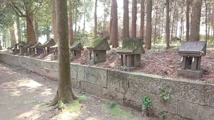 瀧泉神社の末社・摂社