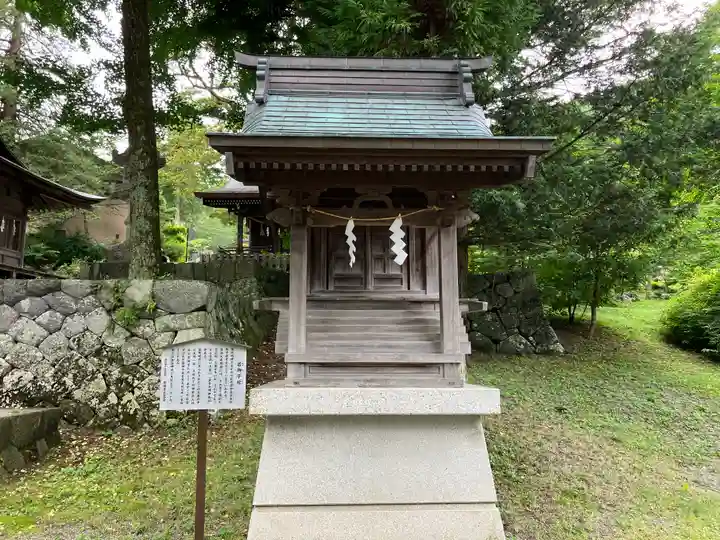 諏訪大社上社前宮(長野県)