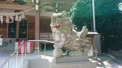 神鳥前川神社の狛犬