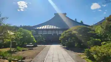 円通寺の{uncategorized: "未分類", other: "その他", undefined: "問題あり", building: "その他建物", grave: "お墓", sacred_gate: "鳥居", guardian: "狛犬", statue: "像", buddha: "仏像", history: "歴史", nature: "自然", garden: "庭園", animal: "動物", pagoda: "塔", temizu: "手水舎", mountain_gate: "山門・神門", sanctuary: "本殿・本堂", subordinate: "末社・摂社", art: "芸術", scenery: "景色", jizo: "地蔵", ema: "絵馬", goshuin: "御朱印", omikuji: "おみくじ", items: "授与品その他", amulet: "お守り", goshuincho: "御朱印帳", eats: "食事", festival: "お祭り", votive_dance: "神楽", shichigosan: "七五三参", wedding: "結婚式", experience: "体験その他", initially: "初詣", around: "周辺", anti_infection: "感染症対策"}