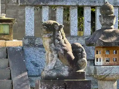 八幡神社の狛犬