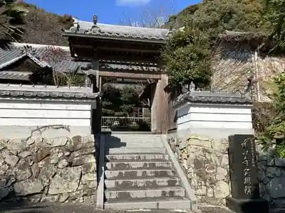 近江寺の山門