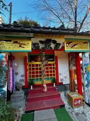 吉原弁財天本宮（吉原神社奥宮）の{uncategorized: "未分類", other: "その他", undefined: "問題あり", building: "その他建物", grave: "お墓", sacred_gate: "鳥居", guardian: "狛犬", statue: "像", buddha: "仏像", history: "歴史", nature: "自然", garden: "庭園", animal: "動物", pagoda: "塔", temizu: "手水舎", mountain_gate: "山門・神門", sanctuary: "本殿・本堂", subordinate: "末社・摂社", art: "芸術", scenery: "景色", jizo: "地蔵", ema: "絵馬", goshuin: "御朱印", omikuji: "おみくじ", items: "授与品その他", amulet: "お守り", goshuincho: "御朱印帳", eats: "食事", festival: "お祭り", votive_dance: "神楽", shichigosan: "七五三参", wedding: "結婚式", experience: "体験その他", initially: "初詣", around: "周辺", anti_infection: "感染症対策"}