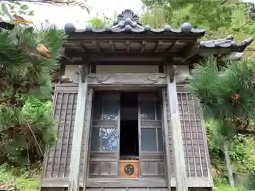 神明神社の本殿・本堂