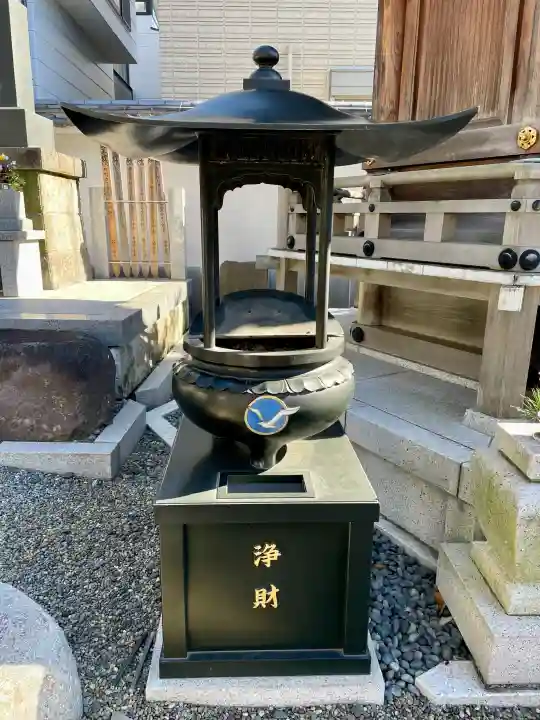 法雲寺の{uncategorized: "未分類", other: "その他", undefined: "問題あり", building: "その他建物", grave: "お墓", sacred_gate: "鳥居", guardian: "狛犬", statue: "像", buddha: "仏像", history: "歴史", nature: "自然", garden: "庭園", animal: "動物", pagoda: "塔", temizu: "手水舎", mountain_gate: "山門・神門", sanctuary: "本殿・本堂", subordinate: "末社・摂社", art: "芸術", scenery: "景色", jizo: "地蔵", ema: "絵馬", goshuin: "御朱印", omikuji: "おみくじ", items: "授与品その他", amulet: "お守り", goshuincho: "御朱印帳", eats: "食事", festival: "お祭り", votive_dance: "神楽", shichigosan: "七五三参", wedding: "結婚式", experience: "体験その他", initially: "初詣", around: "周辺", anti_infection: "感染症対策"}