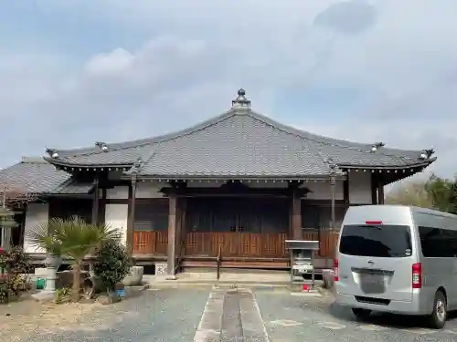 地蔵院の{uncategorized: "未分類", other: "その他", undefined: "問題あり", building: "その他建物", grave: "お墓", sacred_gate: "鳥居", guardian: "狛犬", statue: "像", buddha: "仏像", history: "歴史", nature: "自然", garden: "庭園", animal: "動物", pagoda: "塔", temizu: "手水舎", mountain_gate: "山門・神門", sanctuary: "本殿・本堂", subordinate: "末社・摂社", art: "芸術", scenery: "景色", jizo: "地蔵", ema: "絵馬", goshuin: "御朱印", omikuji: "おみくじ", items: "授与品その他", amulet: "お守り", goshuincho: "御朱印帳", eats: "食事", festival: "お祭り", votive_dance: "神楽", shichigosan: "七五三参", wedding: "結婚式", experience: "体験その他", initially: "初詣", around: "周辺", anti_infection: "感染症対策"}