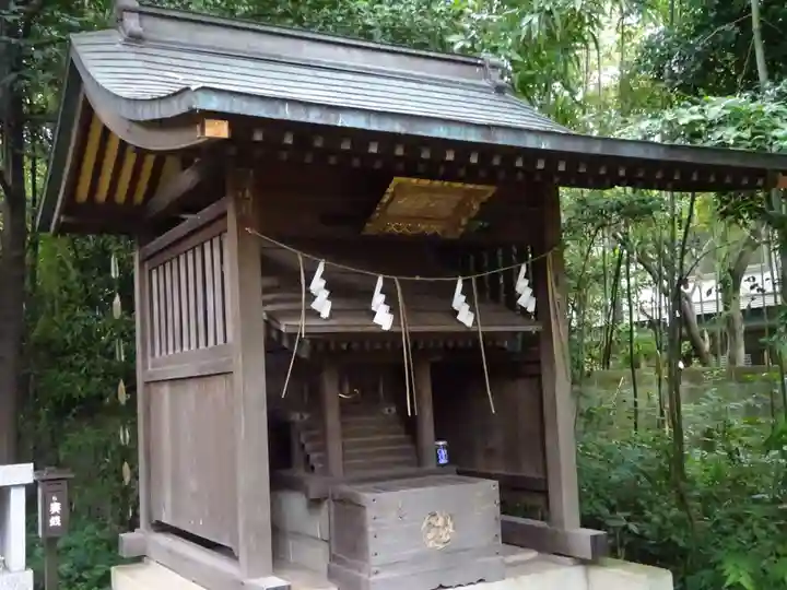 下高井戸八幡神社の末社・摂社