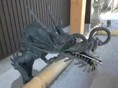 味鋺神社の手水舎