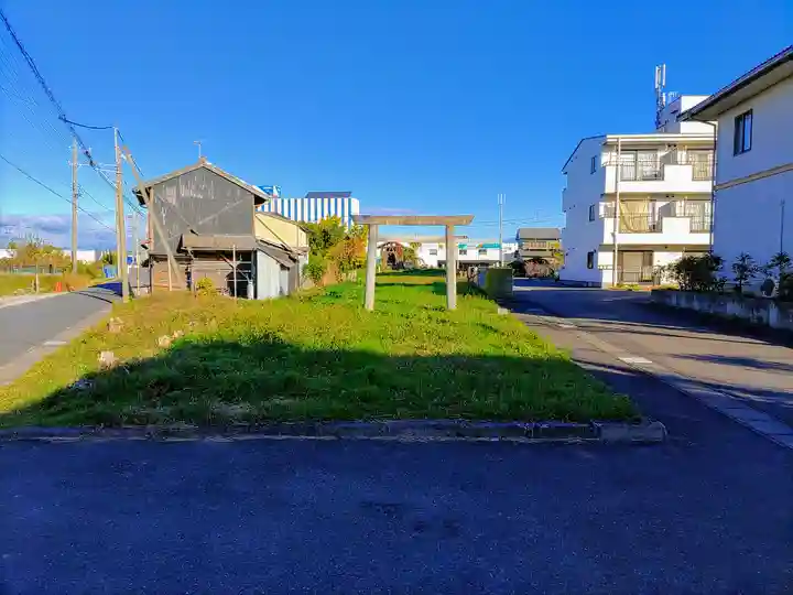 神明社(本甲)のその他建物