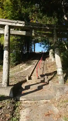 八幡神社の鳥居