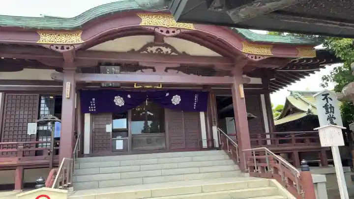 川崎大師(平間寺)の{uncategorized: "未分類", other: "その他", undefined: "問題あり", building: "その他建物", grave: "お墓", sacred_gate: "鳥居", guardian: "狛犬", statue: "像", buddha: "仏像", history: "歴史", nature: "自然", garden: "庭園", animal: "動物", pagoda: "塔", temizu: "手水舎", mountain_gate: "山門・神門", sanctuary: "本殿・本堂", subordinate: "末社・摂社", art: "芸術", scenery: "景色", jizo: "地蔵", ema: "絵馬", goshuin: "御朱印", omikuji: "おみくじ", items: "授与品その他", amulet: "お守り", goshuincho: "御朱印帳", eats: "食事", festival: "お祭り", votive_dance: "神楽", shichigosan: "七五三参", wedding: "結婚式", experience: "体験その他", initially: "初詣", around: "周辺", anti_infection: "感染症対策"}