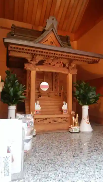 宝童稲荷神社の本殿・本堂