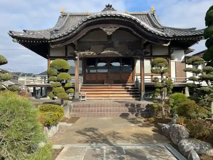 眞隆寺の{uncategorized: "未分類", other: "その他", undefined: "問題あり", building: "その他建物", grave: "お墓", sacred_gate: "鳥居", guardian: "狛犬", statue: "像", buddha: "仏像", history: "歴史", nature: "自然", garden: "庭園", animal: "動物", pagoda: "塔", temizu: "手水舎", mountain_gate: "山門・神門", sanctuary: "本殿・本堂", subordinate: "末社・摂社", art: "芸術", scenery: "景色", jizo: "地蔵", ema: "絵馬", goshuin: "御朱印", omikuji: "おみくじ", items: "授与品その他", amulet: "お守り", goshuincho: "御朱印帳", eats: "食事", festival: "お祭り", votive_dance: "神楽", shichigosan: "七五三参", wedding: "結婚式", experience: "体験その他", initially: "初詣", around: "周辺", anti_infection: "感染症対策"}