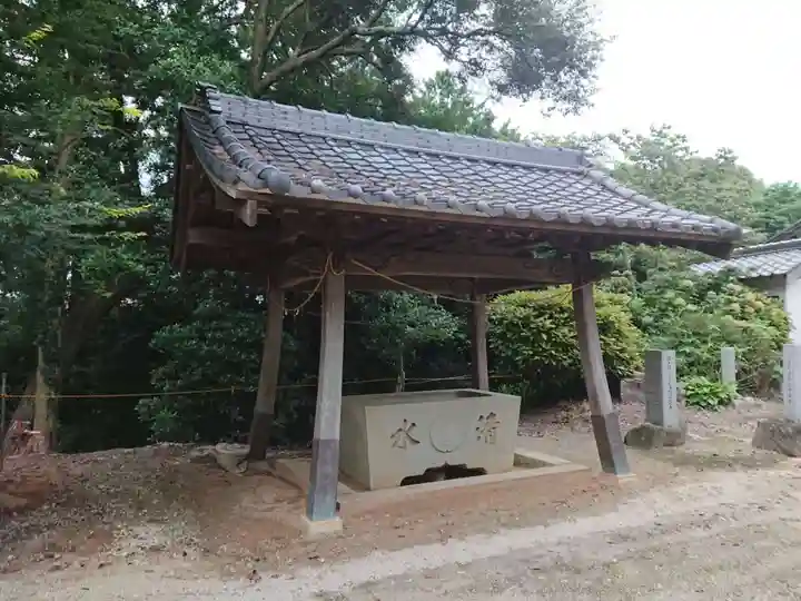 船山神社の手水舎