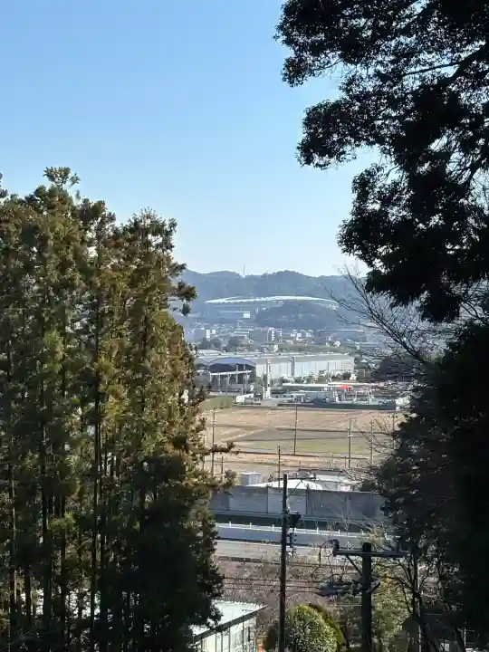 冨士浅間宮の{uncategorized: "未分類", other: "その他", undefined: "問題あり", building: "その他建物", grave: "お墓", sacred_gate: "鳥居", guardian: "狛犬", statue: "像", buddha: "仏像", history: "歴史", nature: "自然", garden: "庭園", animal: "動物", pagoda: "塔", temizu: "手水舎", mountain_gate: "山門・神門", sanctuary: "本殿・本堂", subordinate: "末社・摂社", art: "芸術", scenery: "景色", jizo: "地蔵", ema: "絵馬", goshuin: "御朱印", omikuji: "おみくじ", items: "授与品その他", amulet: "お守り", goshuincho: "御朱印帳", eats: "食事", festival: "お祭り", votive_dance: "神楽", shichigosan: "七五三参", wedding: "結婚式", experience: "体験その他", initially: "初詣", around: "周辺", anti_infection: "感染症対策"}