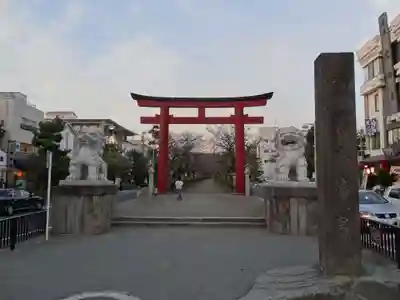 鶴岡八幡宮の鳥居