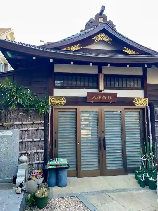 長昌寺別院の{uncategorized: "未分類", other: "その他", undefined: "問題あり", building: "その他建物", grave: "お墓", sacred_gate: "鳥居", guardian: "狛犬", statue: "像", buddha: "仏像", history: "歴史", nature: "自然", garden: "庭園", animal: "動物", pagoda: "塔", temizu: "手水舎", mountain_gate: "山門・神門", sanctuary: "本殿・本堂", subordinate: "末社・摂社", art: "芸術", scenery: "景色", jizo: "地蔵", ema: "絵馬", goshuin: "御朱印", omikuji: "おみくじ", items: "授与品その他", amulet: "お守り", goshuincho: "御朱印帳", eats: "食事", festival: "お祭り", votive_dance: "神楽", shichigosan: "七五三参", wedding: "結婚式", experience: "体験その他", initially: "初詣", around: "周辺", anti_infection: "感染症対策"}