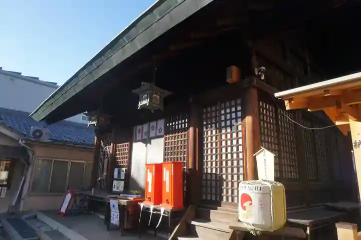 七尾神社の本殿・本堂