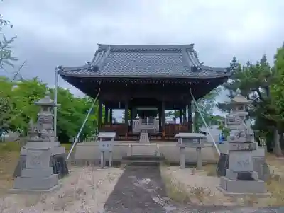 八幡神社の{uncategorized: "未分類", other: "その他", undefined: "問題あり", building: "その他建物", grave: "お墓", sacred_gate: "鳥居", guardian: "狛犬", statue: "像", buddha: "仏像", history: "歴史", nature: "自然", garden: "庭園", animal: "動物", pagoda: "塔", temizu: "手水舎", mountain_gate: "山門・神門", sanctuary: "本殿・本堂", subordinate: "末社・摂社", art: "芸術", scenery: "景色", jizo: "地蔵", ema: "絵馬", goshuin: "御朱印", omikuji: "おみくじ", items: "授与品その他", amulet: "お守り", goshuincho: "御朱印帳", eats: "食事", festival: "お祭り", votive_dance: "神楽", shichigosan: "七五三参", wedding: "結婚式", experience: "体験その他", initially: "初詣", around: "周辺", anti_infection: "感染症対策"}