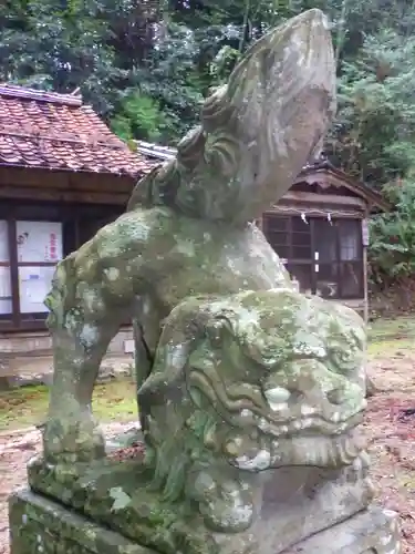 倭文神社の狛犬