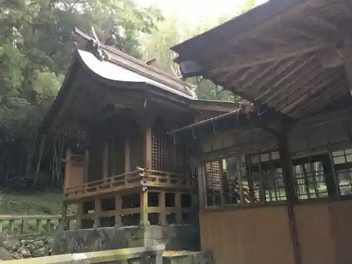 白沙八幡神社の本殿・本堂