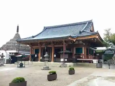 壬生寺の本殿・本堂