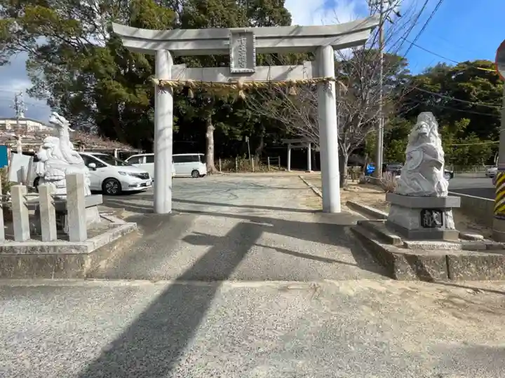 千王神社の鳥居