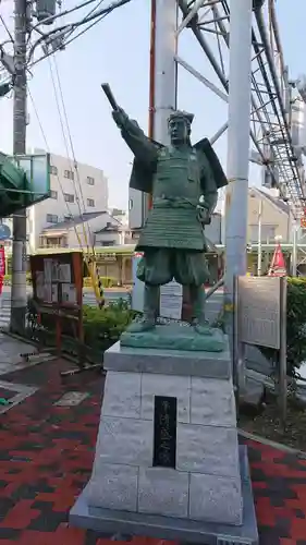 祇園神社の像