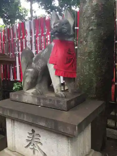 豊川稲荷東京別院の狛犬