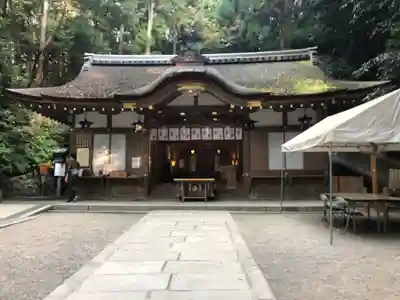 狭井坐大神荒魂神社(狭井神社)の本殿・本堂