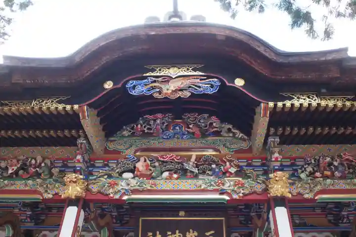 三峯神社の芸術