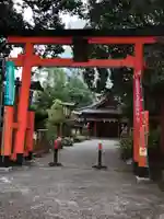 源九郎稲荷神社の鳥居