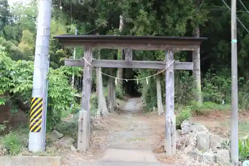 八幡神社の鳥居