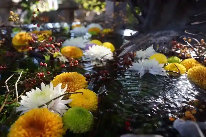 東海市熊野神社の手水舎