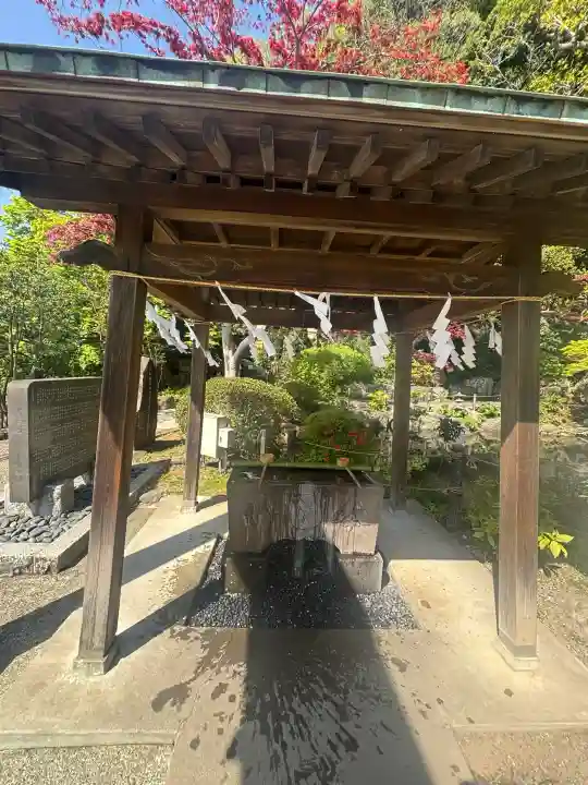 貫井神社の{uncategorized: "未分類", other: "その他", undefined: "問題あり", building: "その他建物", grave: "お墓", sacred_gate: "鳥居", guardian: "狛犬", statue: "像", buddha: "仏像", history: "歴史", nature: "自然", garden: "庭園", animal: "動物", pagoda: "塔", temizu: "手水舎", mountain_gate: "山門・神門", sanctuary: "本殿・本堂", subordinate: "末社・摂社", art: "芸術", scenery: "景色", jizo: "地蔵", ema: "絵馬", goshuin: "御朱印", omikuji: "おみくじ", items: "授与品その他", amulet: "お守り", goshuincho: "御朱印帳", eats: "食事", festival: "お祭り", votive_dance: "神楽", shichigosan: "七五三参", wedding: "結婚式", experience: "体験その他", initially: "初詣", around: "周辺", anti_infection: "感染症対策"}
